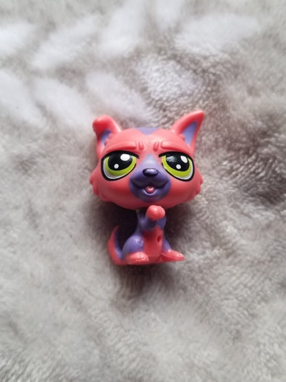 Littlest Pet Shop Barden Barclay German Shepherd Dog #4138 Red Mini Figure